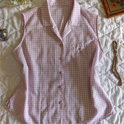 Gingham sleeveless women shirt used, pink and white, size L