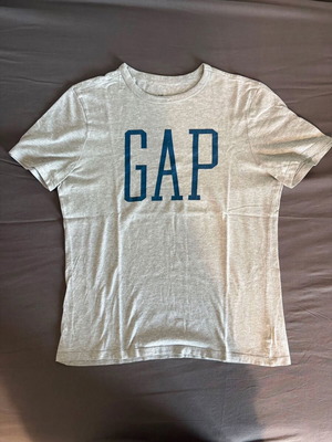 Gap kids' t-shirt used, gray and blue, age 14