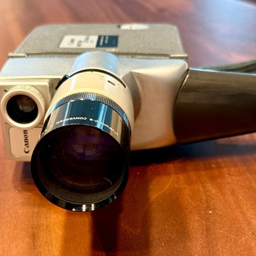 Vintage camera Canon Motor Zoom 8 EEE used, antique collectible model 1962