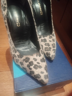 Animal Print Pumps Katia Shoes like new, size 39, stiletto heel