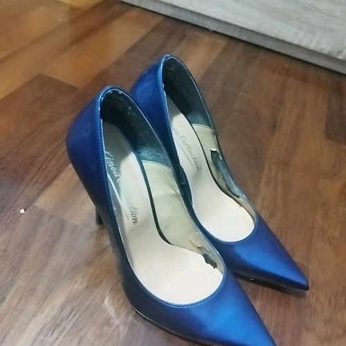 Blue Roua Mirror Pumps Size 36 Like New