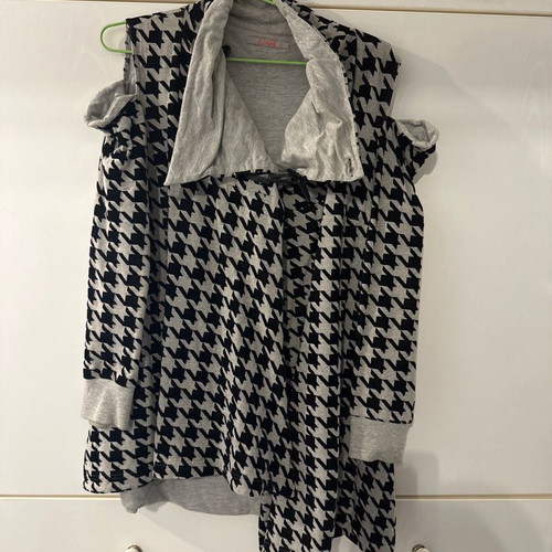 Lak outerwear size M like new, grey and black