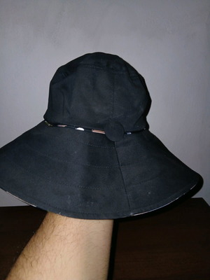 Woman's hat like new