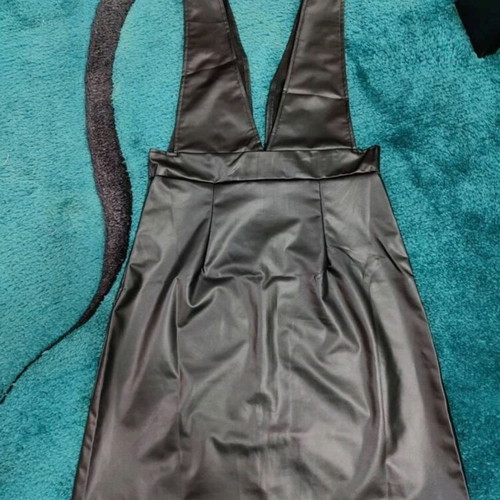 Leather dress small with zipper in excellent condition