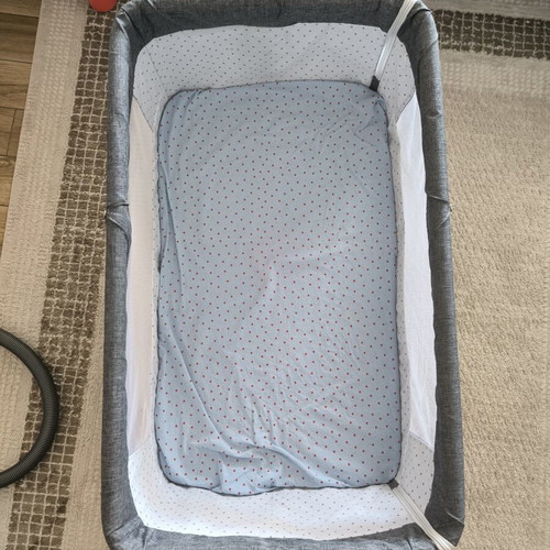 Baby Cot like new with mattress, wheels, shelf, and mosquito net