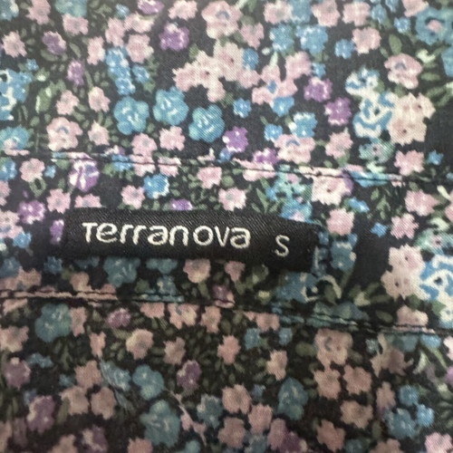 Womens flower pattern blouse size S Terranova like new