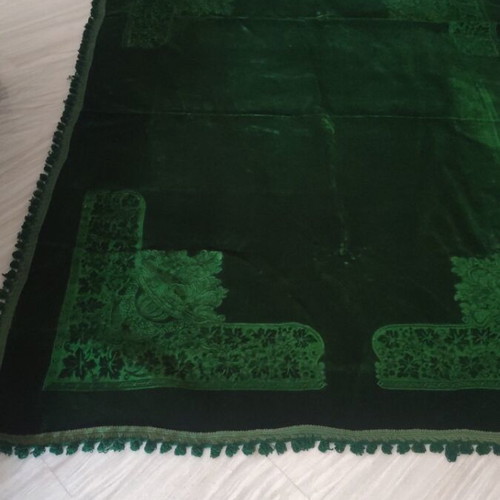 Velvet tablecloth green like new, 1.94x1.42 meters