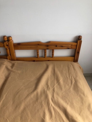 Κρεβάτι ξύλινο με στρώμα