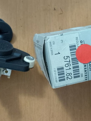 Peugeot 205 305 309 405 J5 Ρυθμιστής δυναμό 5761.82 Γνήσιο καινούργιο