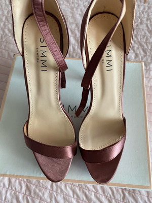 Simmi shoes satin sandals like new, size 40, brown-red