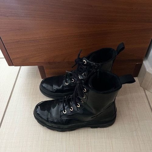 H&M Black Patent Leather Ankle Boots Size 34 Like New
