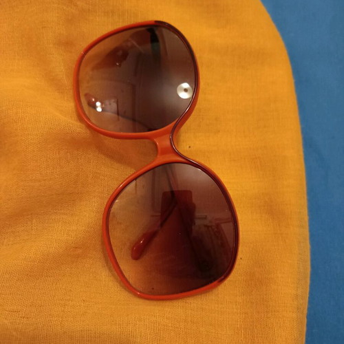 Tortoise sunglasses like new, seventies design, terracotta color