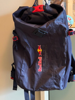 Τσάντα πλάτης Puma Redbull F1 σαν καινούργιο, μπλε, με θήκη για λάπτοπ