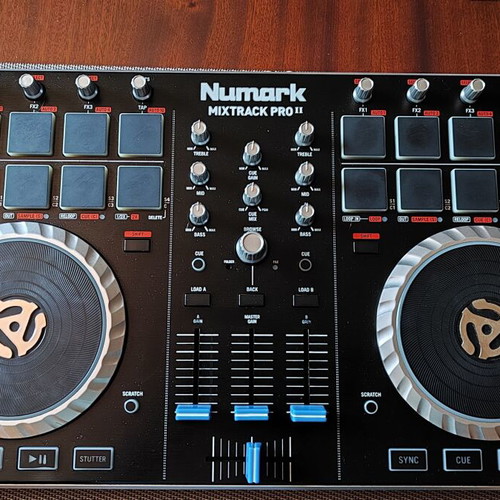 Dj controller Numark Mixtrack Pro 2 σαν καινούργιο