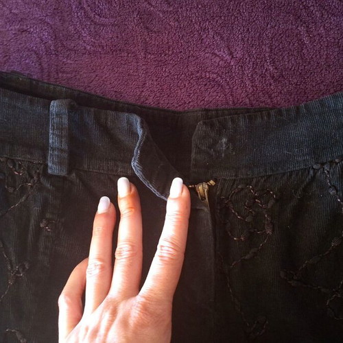 Corduroy skirt with embroidery, size Large, black