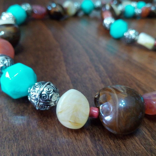 Colorful long necklace like new metal and glass beads