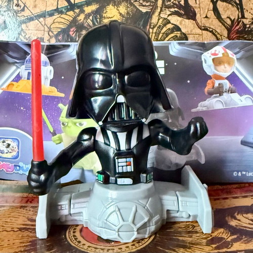 Kinder Maxi Darth Vader Starwars new sealed