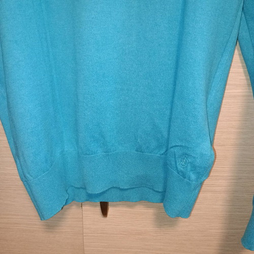 Massimo Dutti men's V-neck turquoise blouse like new size M