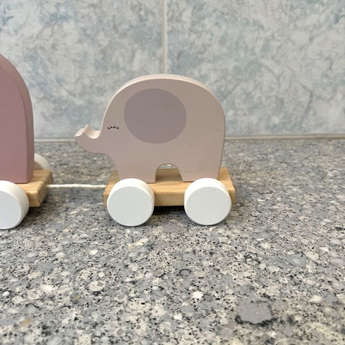 JaBaDaBaDo Pull-Along Toy Elephant wooden set like new