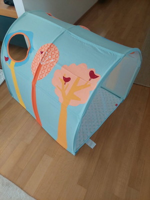 Flexa play tent cave like new