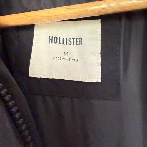 Hollister winder jacket καινούργιο, μέγεθος M, μαύρο και κόκκινο
