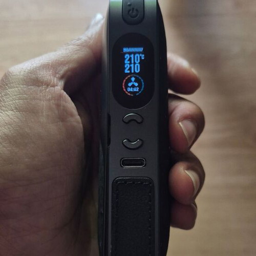 AirVape Legacy Pro 2 vaporizer like new with wireless charging and capsules