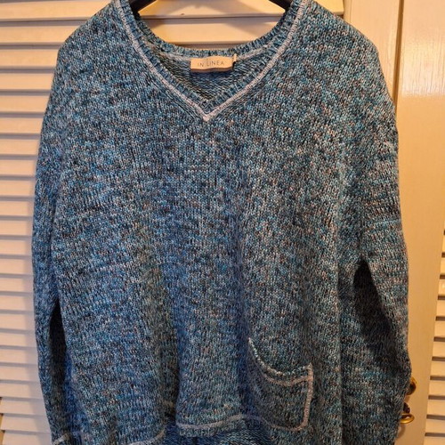 In Linea cotton sweater like new, blue turquoise, size M