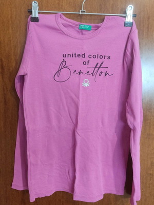 Children's basic Benetton blouse size 2XL, like new, purple