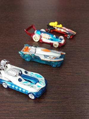 Hot Wheels αυτοκινητάκια, σετ 4