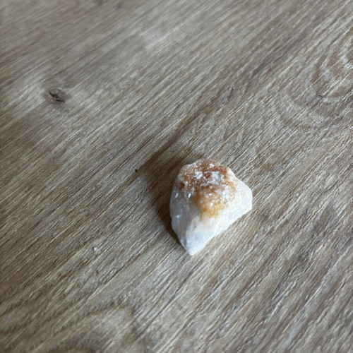 Natural White Quartz crystal for energy and clarity