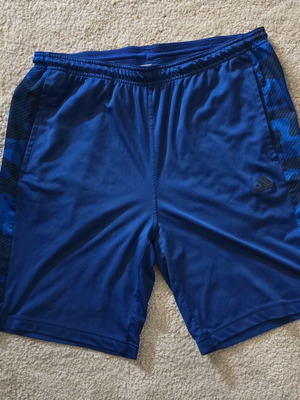 Adidas sports training shorts XL blue like new