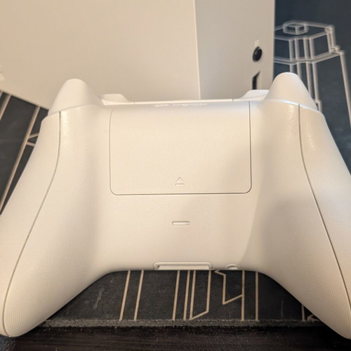 Xbox Series S 512GB console with controller and power cable