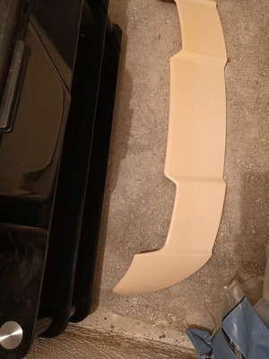 Spoiler Toyota Corolla hatchback unpainted new