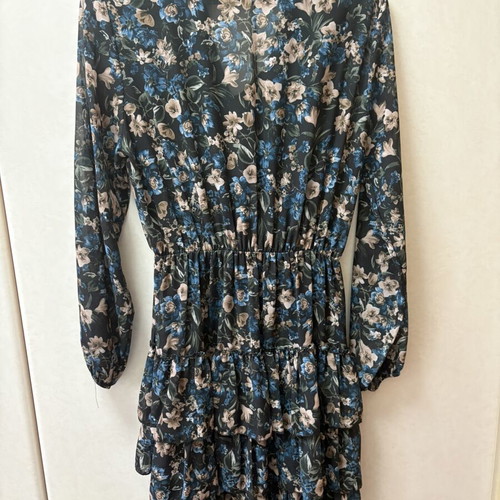 Floral dress size S used, excellent condition