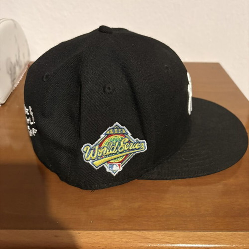 New York Yankees New Era jockey hats like new, set of 3
