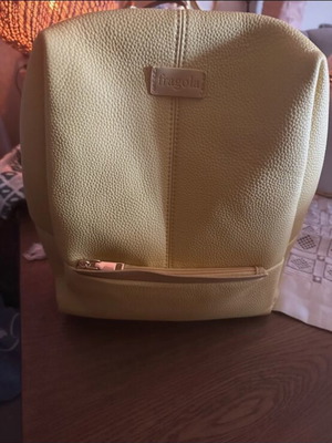 Fragola bag like new, worn twice in excellent condition