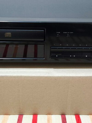Pioneer PD-204 CD player used, vintage