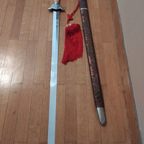 Tai Chi Jian Sword with Wooden Scabbard and Red Tassel like new