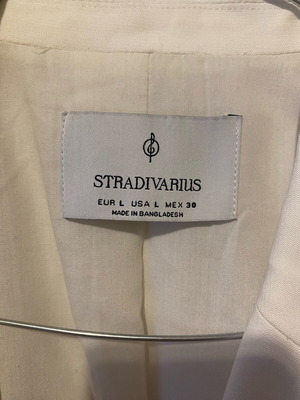 Stradivarius jacket new L white with Sisley pants gift