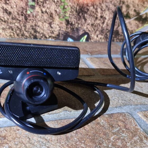 PlayStation Eye Camera for PS3 like new with built-in microphone