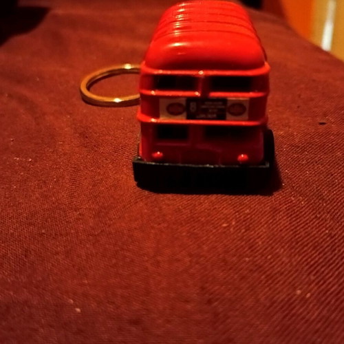 Keychain classic double-decker bus new, red from London