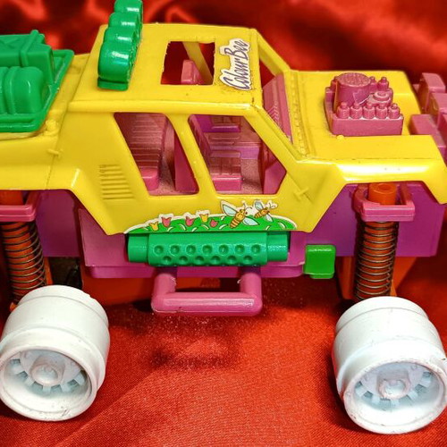 Super Turbo Rough Terrain Color Bee Pink 4x4 vintage toy truck used 1986