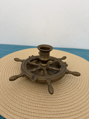 Ship Wheel Candle Holder used, good condition
