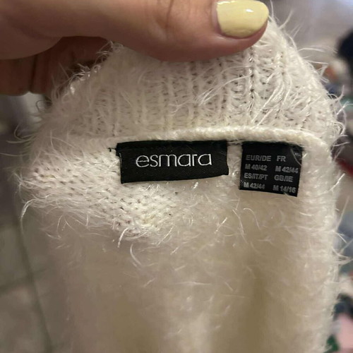 Esmara white knitted cardigan like new, cozy chic style