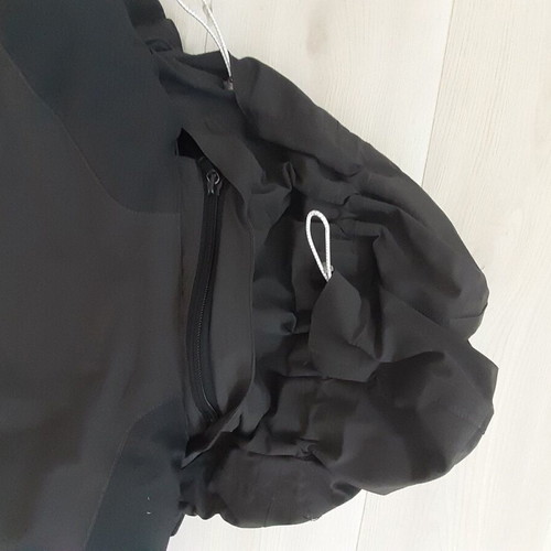 Rossignol jacket size S with Goretex and Thinsulate insulation