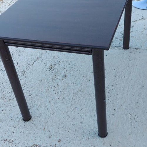 Extendable wooden dining table with 6 chairs like new