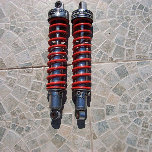 Suzuki GS 650 Katana and GS 550 shock absorbers used, genuine and very good