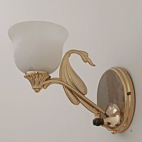 Wall light new with gilded frame and crystal
