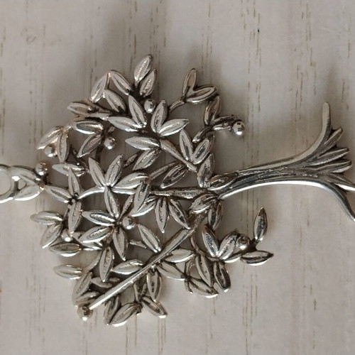 Silver pendant 925 Tree of Life Tiara like new