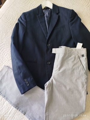 Παιδικό κουστούμι για 12-13 ετών με navy σακάκι H&M και γκρι-γαλάζιο παντελόνι